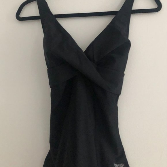 Speedo One Piece Swimsuit - Picture 8 of 9